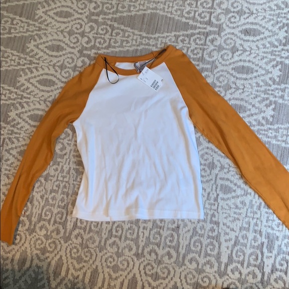 H&M Long sleeve shirt - Picture 1 of 3